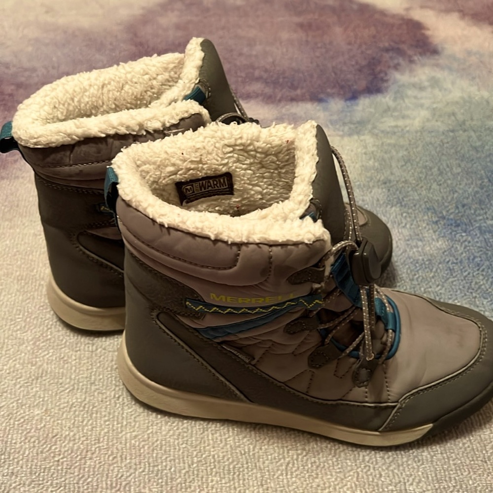 Girls grey Merrell boots size 3